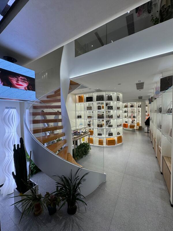 巴彦淖尔市乌拉特后旗回收奢侈品店