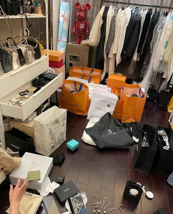 巴彦淖尔市乌拉特后旗回收顶奢鞋服